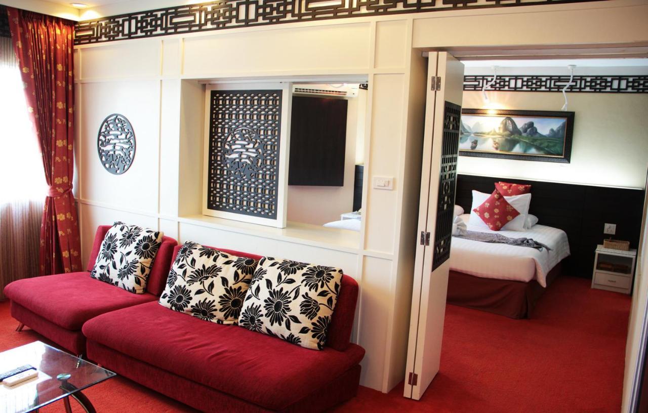 V Verve Service Apartment Hotel Чаченгсау Экстерьер фото
