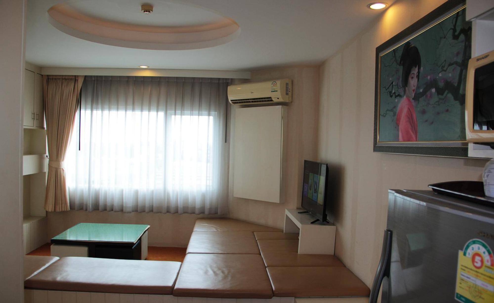V Verve Service Apartment Hotel Чаченгсау Номер фото