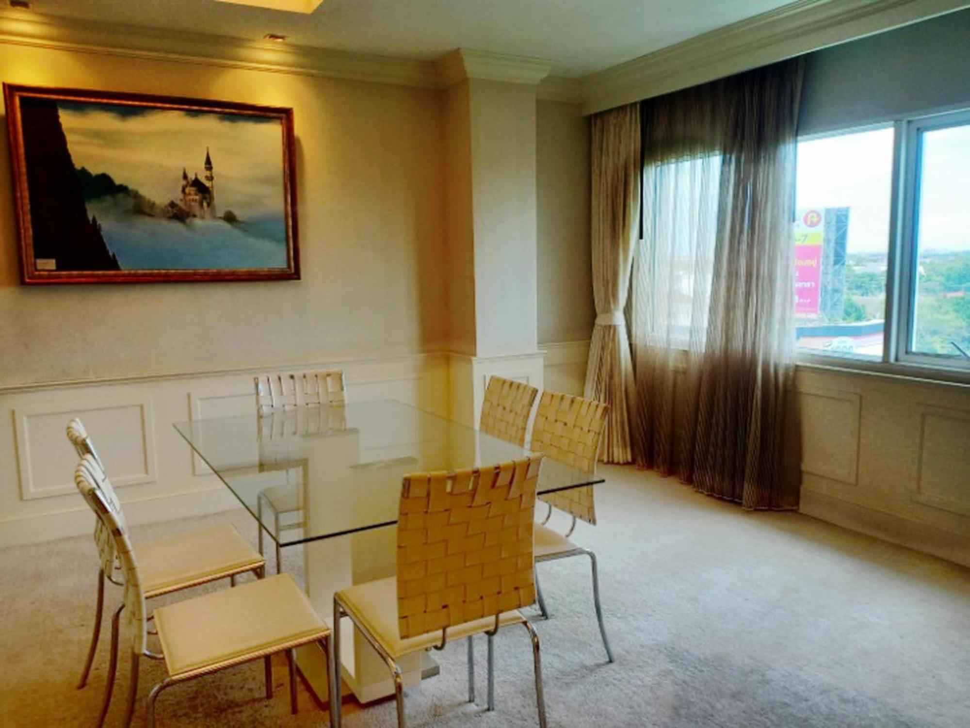 V Verve Service Apartment Hotel Чаченгсау Номер фото